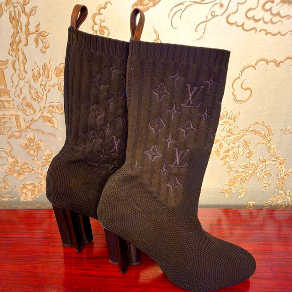 Louis Vuitton Silhouette Ankle Boots